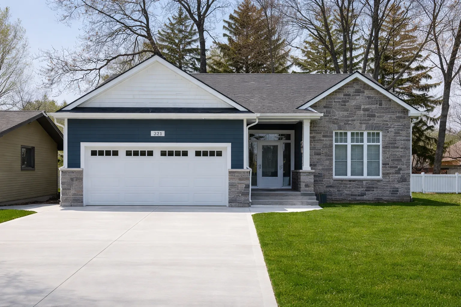 321 Barry Ave, Tecumseh, ON